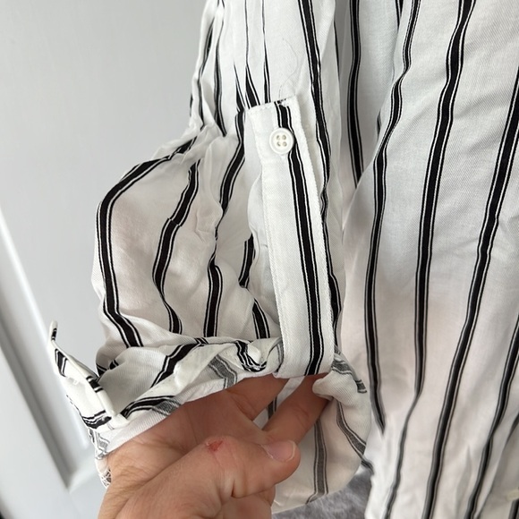 NWT Urban Outfitters Lumiére pinstriped button down - Picture 3 of 8